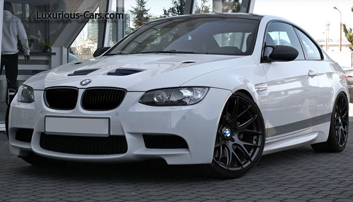 BMW E92 E93 REPLIQUE M3 1.jpg